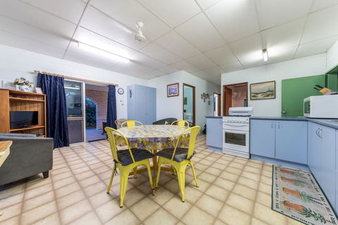 Birdsong House- Dingo Beach - Australian Directory 3