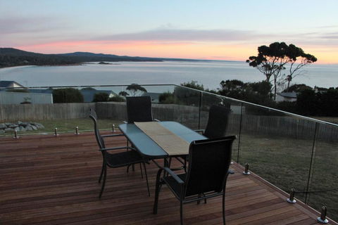 Birubi On Bay Of Fires - Australian Directory 3