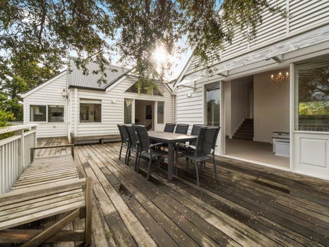 Blairgowrie Hamptons Style - Australian Directory 0
