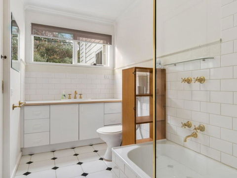 Blairgowrie Hamptons Style - Australian Directory 1