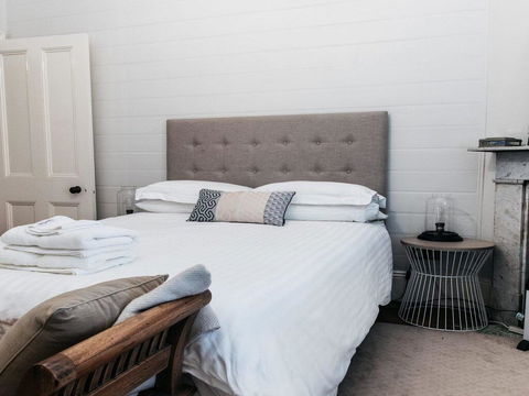 Blake House - Iconic Coastal Homestead - Australian Directory 2