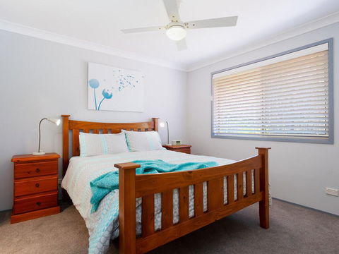 Blue Bay, 83a Rocky Point Road - Foxtel & Air Conditioning Downstairs - Australian Directory 3