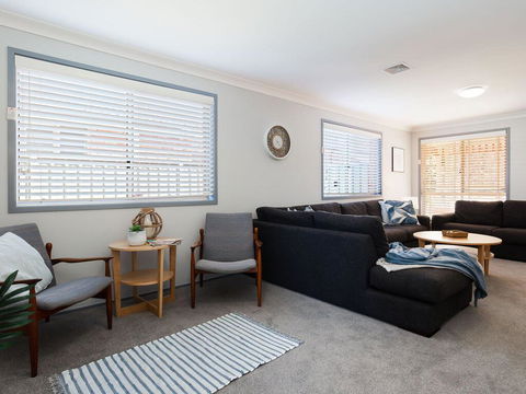 Blue Bay, 83a Rocky Point Road - Foxtel & Air Conditioning Downstairs - Australian Directory 1