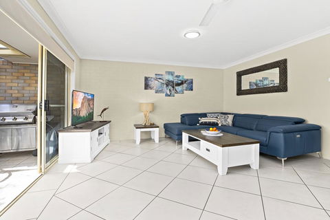 Blue Haze 3 - Sawtell, NSW - Australian Directory 1