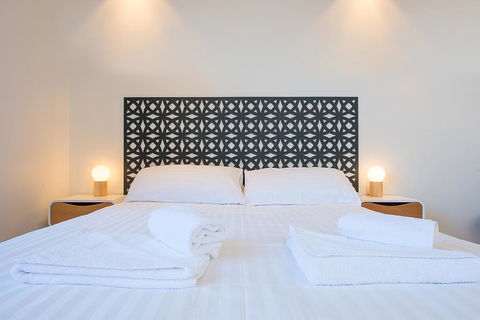 Blue Hills Motel - Australian Directory 2