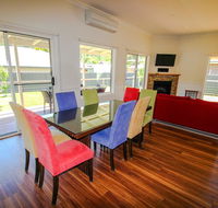 Blue Hills Rise - Australian Directory