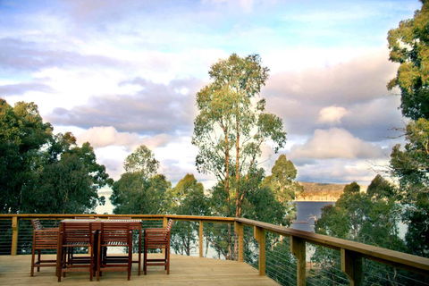 Blue Lake Lodge - Australian Directory 1