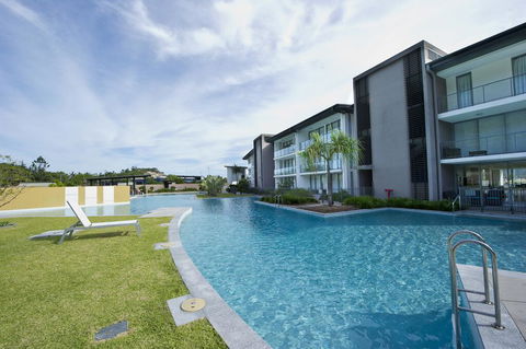 Blue On Blue Apartment 812 - Australian Directory 2