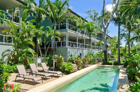 Blue Water Views - Australian Directory 2