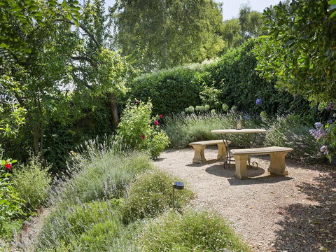 Bluestone Cottage Launceston-hosted By: LAbode - Australian Directory 1