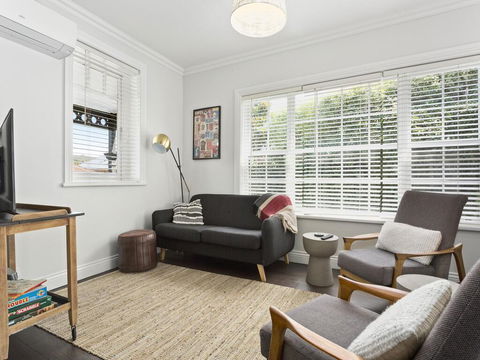 Bluestone Cottage Launceston-hosted By: LAbode - Australian Directory 3