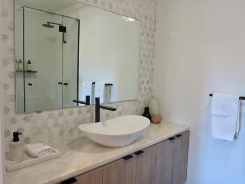 Bluewater Apartment - Australian Directory 3