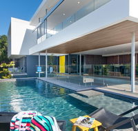 Bluey's Beach House - 5 Bedroom - Australian Directory