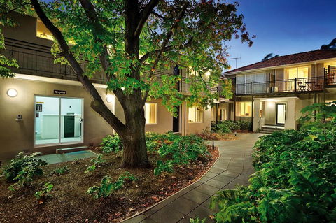Brighton Serviced Apartments - Australian Directory 0