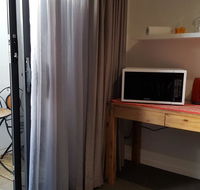 Brightwater Room for Rent on the Sunshine Coast - Australian Directory