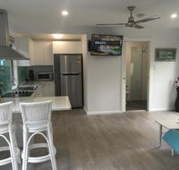 Brodie Beach Bungalow - Australian Directory