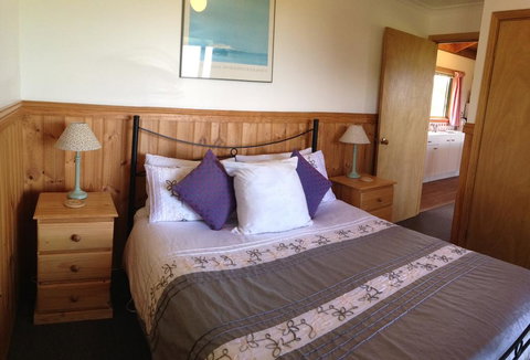 Buln Buln Cabins - Australian Directory 3