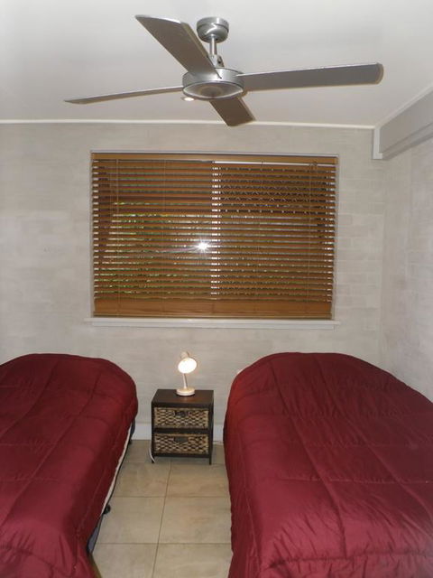 Bunya Seaside - Australian Directory 0