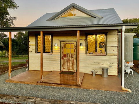 BYRON BAY New! SUNSET COTTAGE - Australian Directory 0