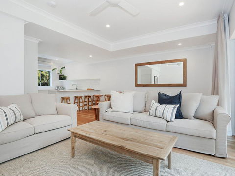 Byron Beachside 8 - Australian Directory 0