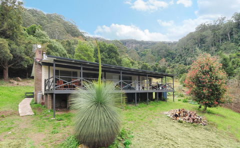 Cabbage Tree Farm - Seclusion And Tranquillity! - Australian Directory 0