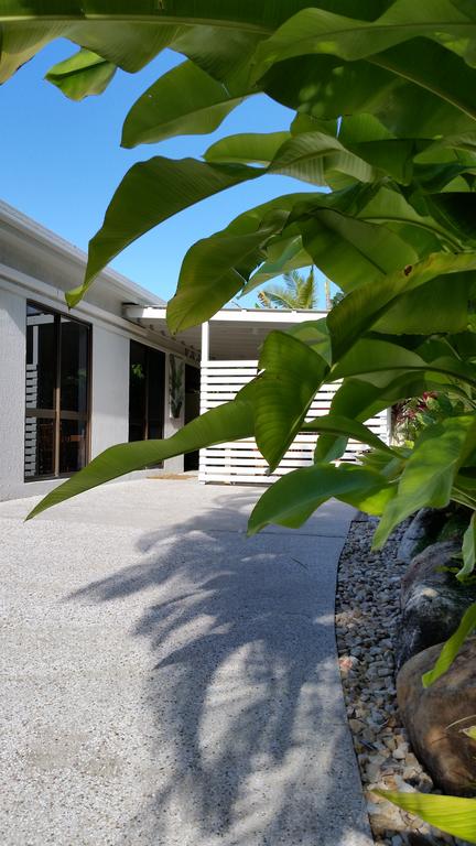 Cairns Northern Beaches Holiday Retreat - Australian Directory 2