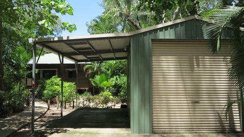 Calypso House 8 Appian Way - Australian Directory 1