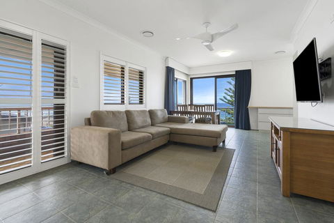Calypso, Unit 5 - The Entrance - Australian Directory 1