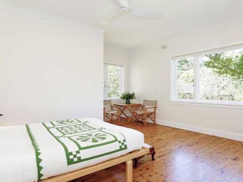 Canary Cottage - Fresh, Clean, Simple & Comfortable - Australian Directory 2