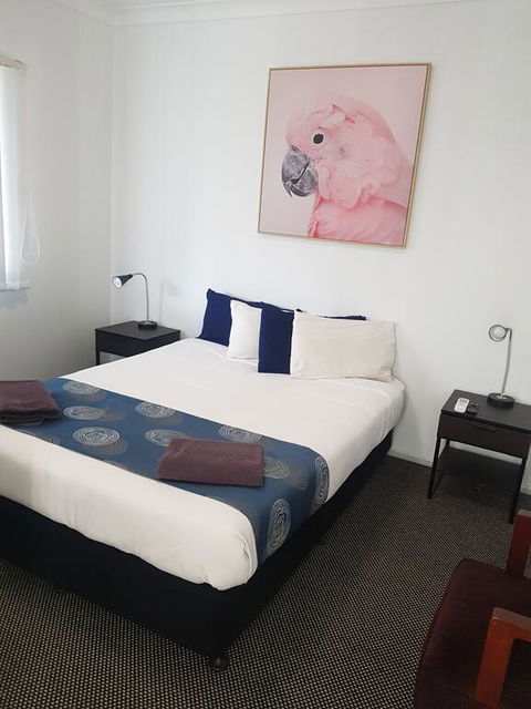 Canberra Ave Villas - Australian Directory 2