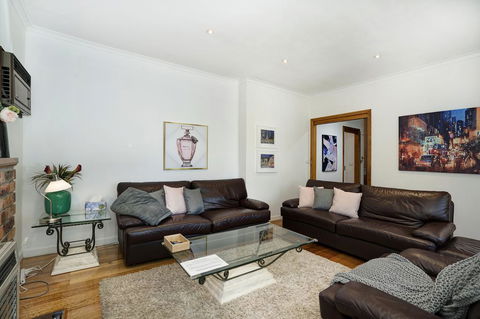 Capelink Lodge - Australian Directory 2