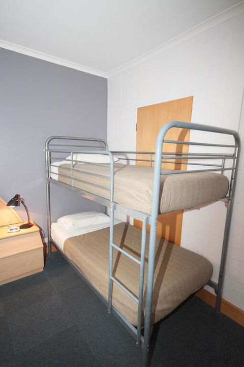 Capital Airport Motel - Australian Directory 3