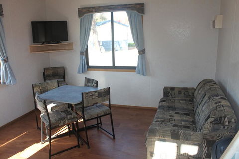 Capital Country Holiday Park - Australian Directory 2