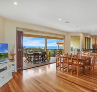Captain's Retreat - Australian Directory