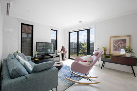 Captivating Large 4BR@Narre Warren - Australian Directory 1