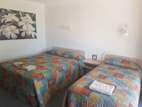 Carnarvon Gateway Motel - Australian Directory 3