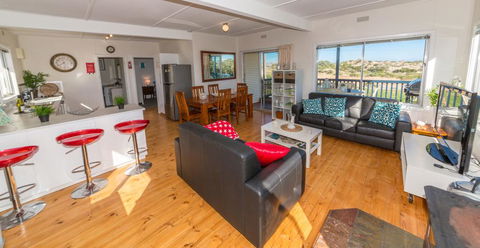 Carrickalinga SeaHaven: Coastal Escape-4BRM - 29 Riverview Drive - Australian Directory 0