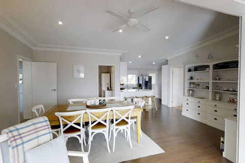 Casa Sorella - Beachfront Family Home - Australian Directory 2