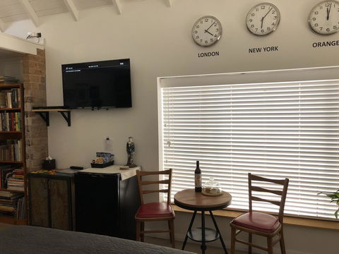 Casey Street Studio - Australian Directory 2