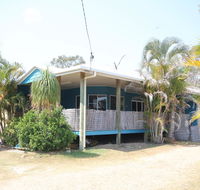 CASTAWAY BEACH HOUSE - Australian Directory