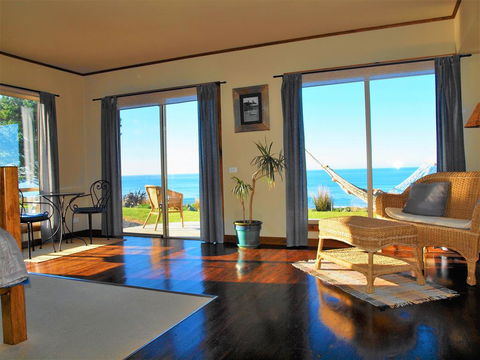 Castaways Apollo Bay - Australian Directory 0