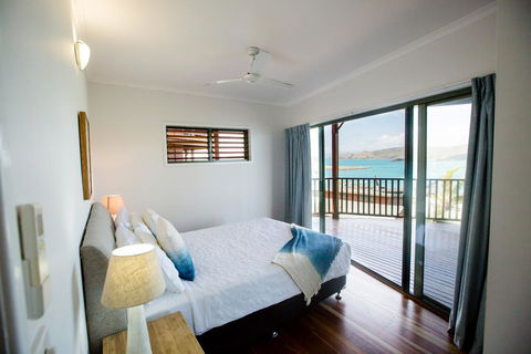 Casuarina Cove 13 - Australian Directory 2