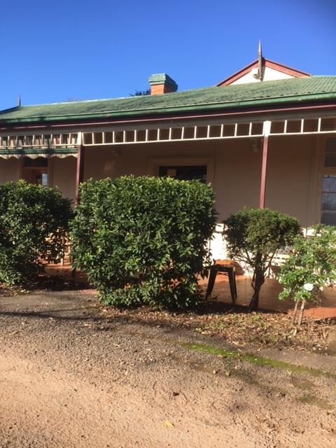 Catania Cottage & Farmhouse - Australian Directory 0