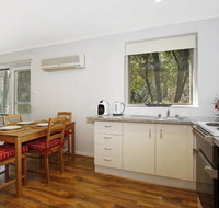 Cedar 6 - fully renovated apartment - Australian Directory