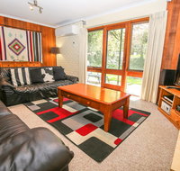 Cedar Holiday Units - Apartment 1 - Australian Directory
