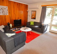 Cedar Holiday Units - Apartment 4 - Australian Directory