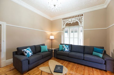 Central Charm - Australian Directory 3