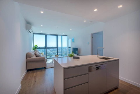 Central Melbourne 2 Bedroom Luxury@Victoria One - Australian Directory 3