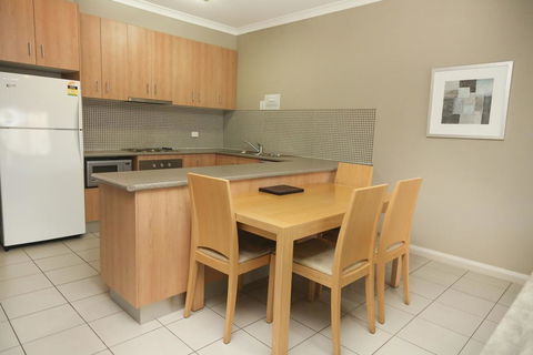 Centrepoint Apartments Griffith - Australian Directory 2