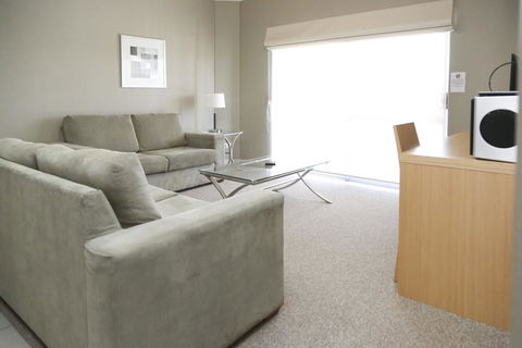 Centrepoint Apartments Griffith - Australian Directory 3